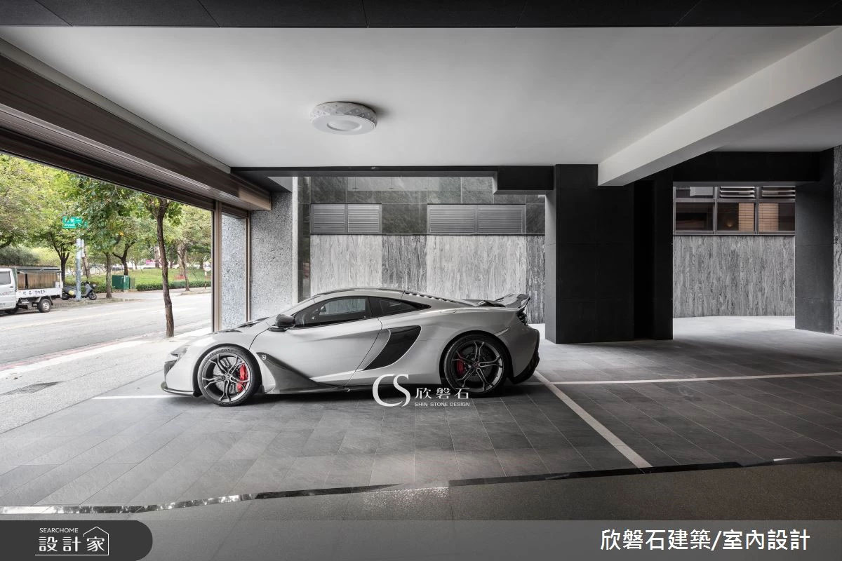 台中西屯211坪自地自建透天別墅豪邸！讓一家九口、三代同堂的新生活張弛有致