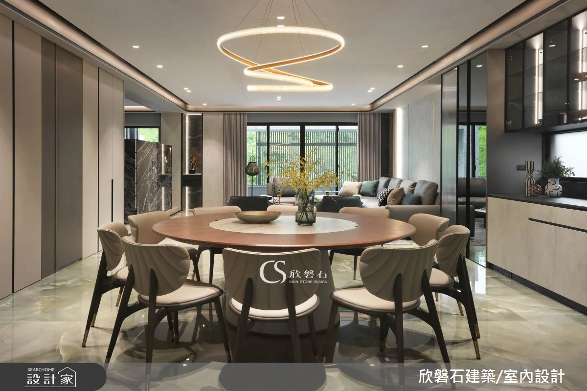 台中西屯211坪自地自建透天別墅豪邸！讓一家九口、三代同堂的新生活張弛有致