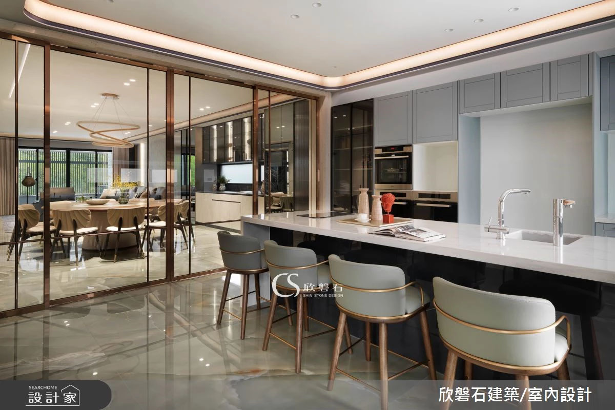 台中西屯211坪自地自建透天別墅豪邸！讓一家九口、三代同堂的新生活張弛有致